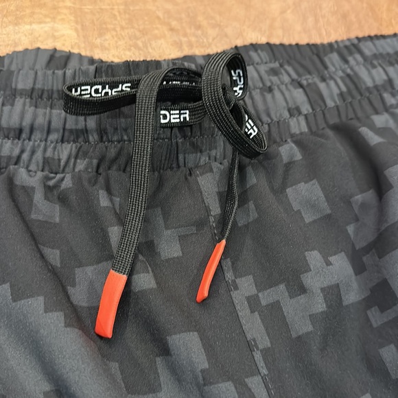 Spyder men’s active shorts camo black gray size XXL NWT 2 pockets - Picture 3 of 9